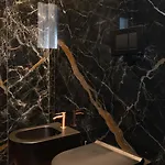 Black And 度假居
