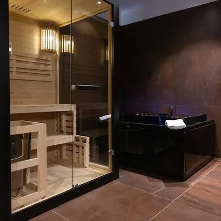 Holiday home Black And Carini
