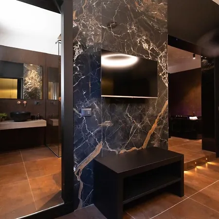 Black And Holiday home Carini